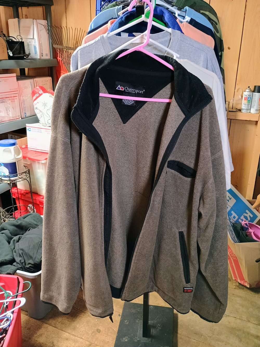 Men's Brown Fleece Jacket with Black Trim Bin 4